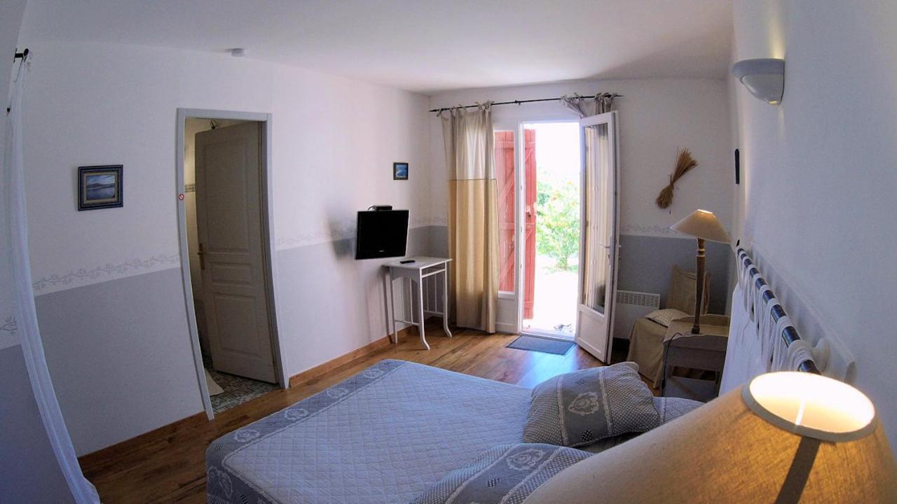La Farigoule Bed & Breakfast Baudinard Exterior photo